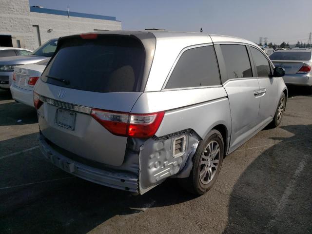 VIN 5FNRL5H41DB059665 2013 HONDA ODYSSEY no.4