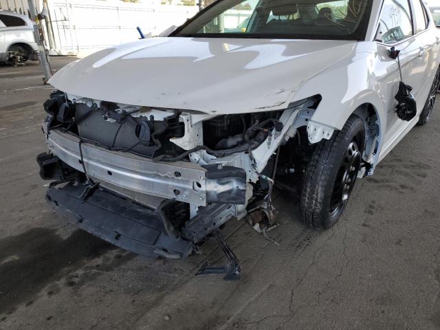 2019 TOYOTA CAMRY L/LE 4T1B11HK2KU795576