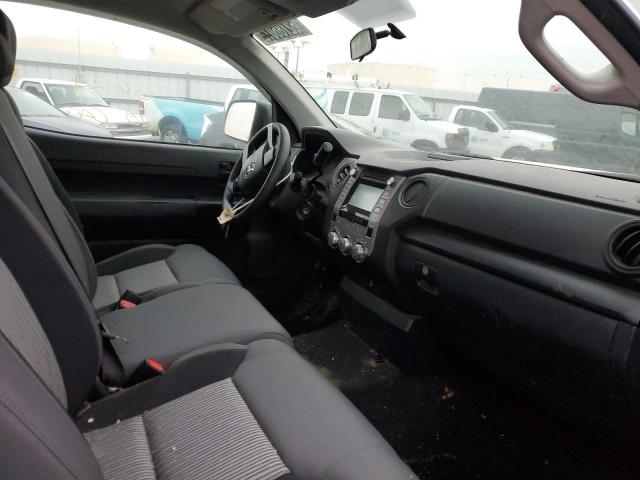 2017 TOYOTA TUNDRA SR 5TFNY5F1XHX215884