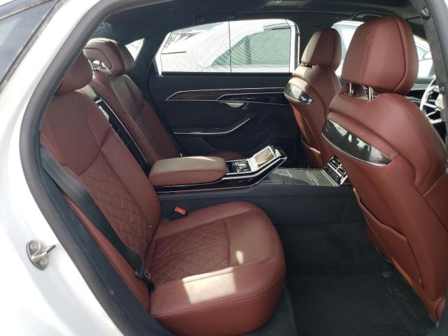 2021 AUDI S8 WAU8SBF86MN011158