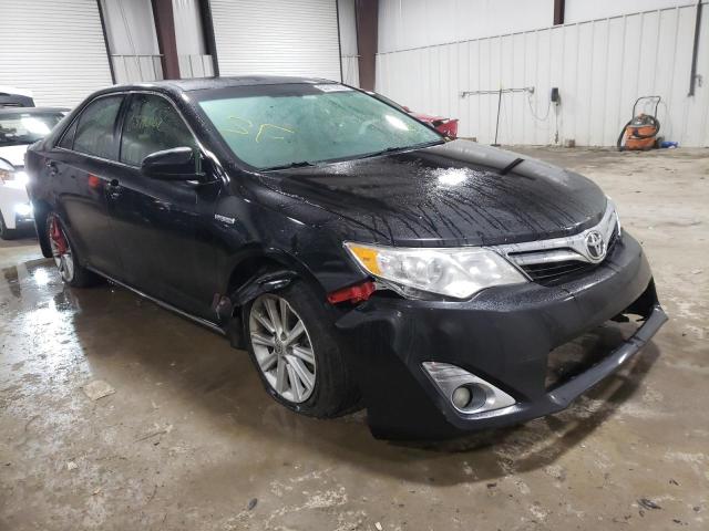 Toyota Camry 2012 чёрная