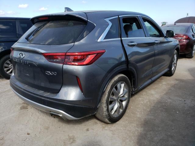 VIN: 3PCAJ5M17KF138303 Auction: COPART Lot: 63132812 Location: FL - PUNTA GORDA SOUTH 3PCAJ5M17KF138303 INFINITI QX50 2019 GRAY Photo 4