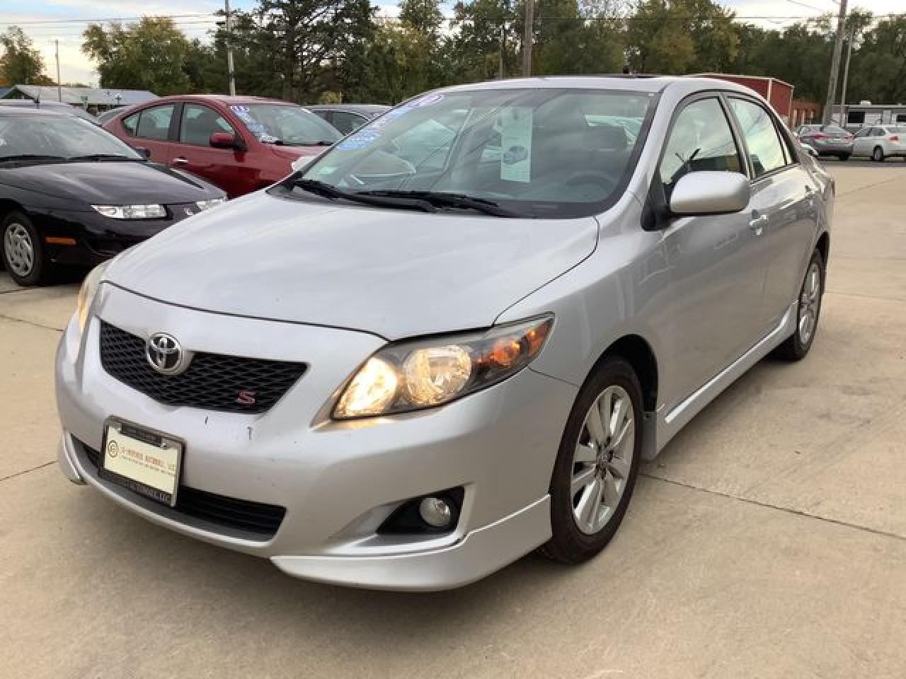 2010 Toyota Corolla Base VIN: 2T1BU4EE3AC456252 Lot: 63968452