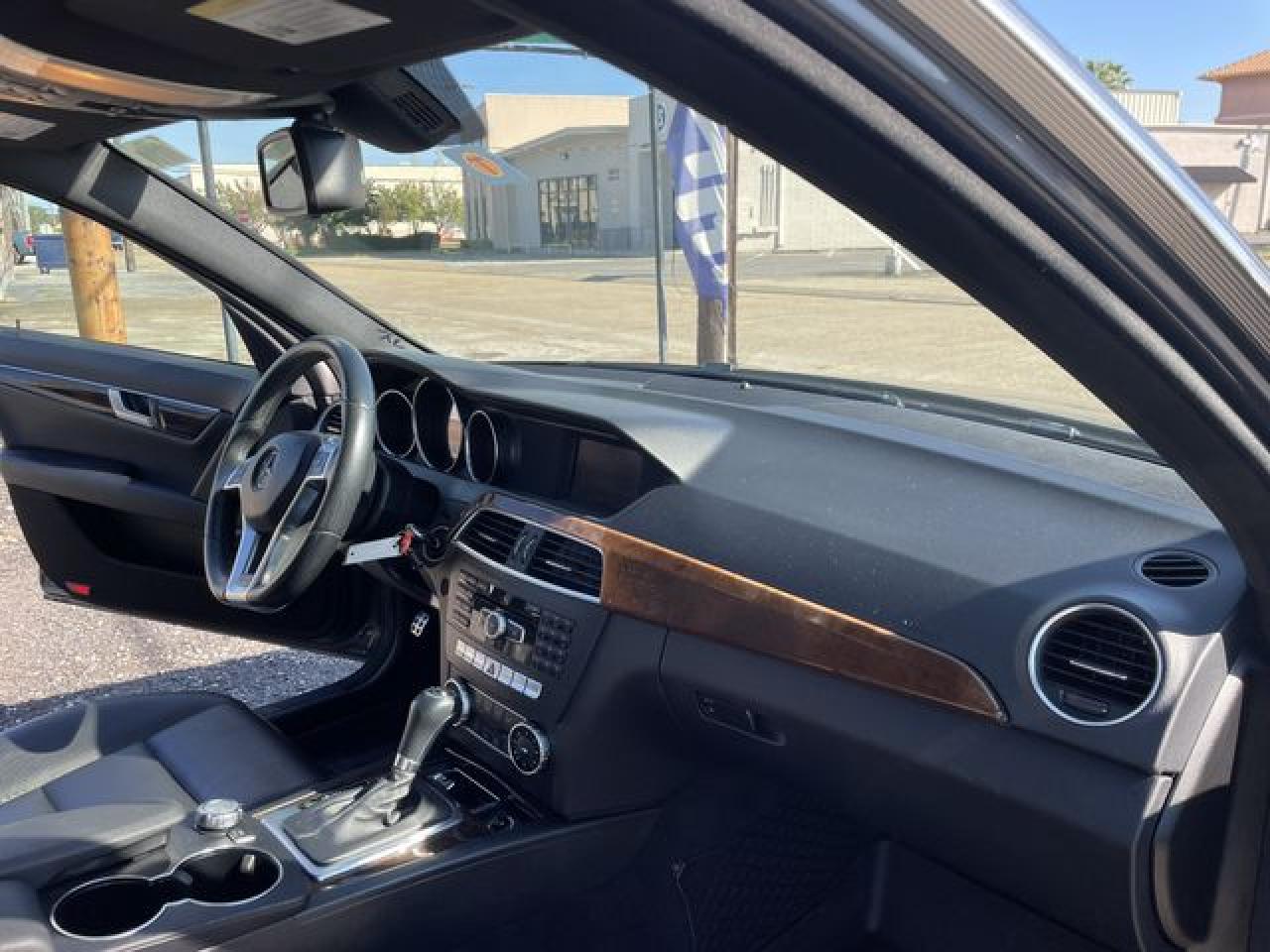 2014 Mercedes-Benz C 250 VIN: WDDGF4HBXEA949931 Lot: 63968532