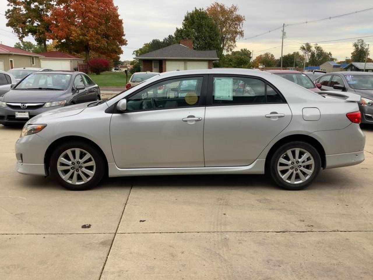 2010 Toyota Corolla Base VIN: 2T1BU4EE3AC456252 Lot: 63968452