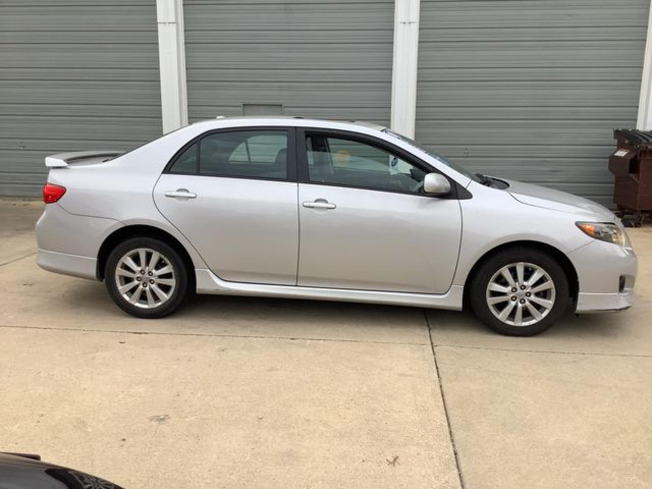 2010 Toyota Corolla Base VIN: 2T1BU4EE3AC456252 Lot: 63968452