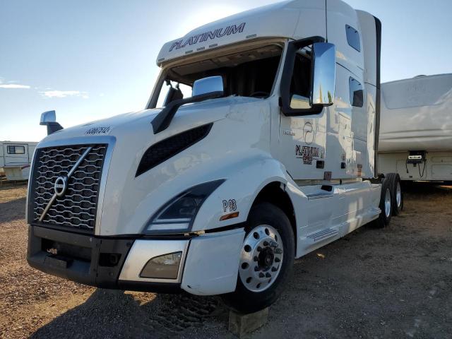 VOLVO VN VNL 2020 white  diesel 4V4NC9EH5LN245730 photo #3