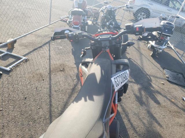 2022 KTM 690 SMC R VBKLSV404NM724710