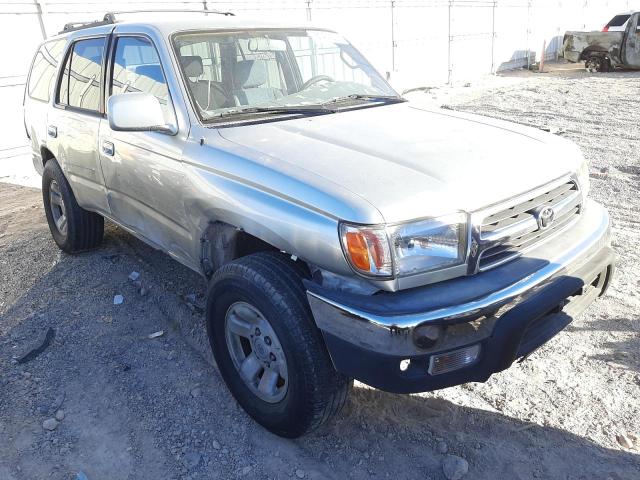 1999 Toyota 4Runner SR5