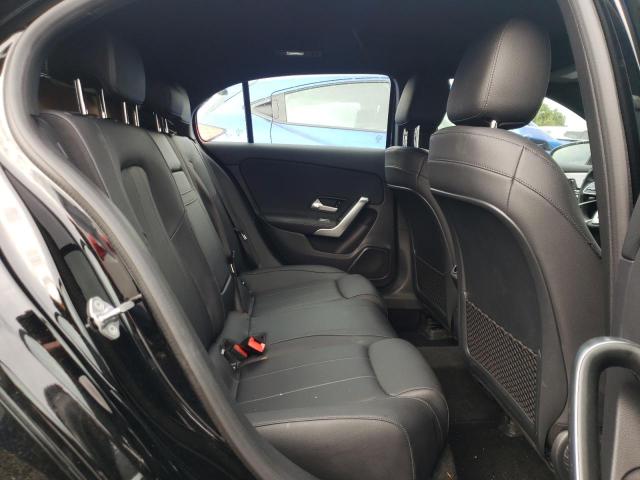 2019 MERCEDES-BENZ A 250 4MAT WDD3F4HB2KJ084060