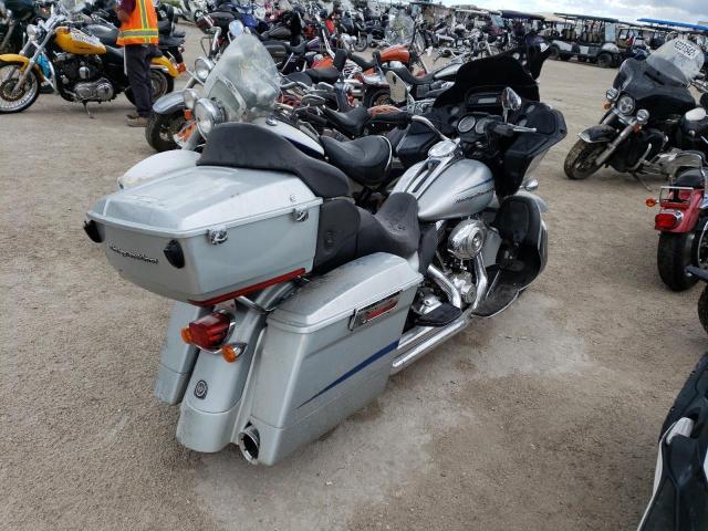 2011 HARLEY-DAVIDSON FLTRU 1HD1KGM10BB649460