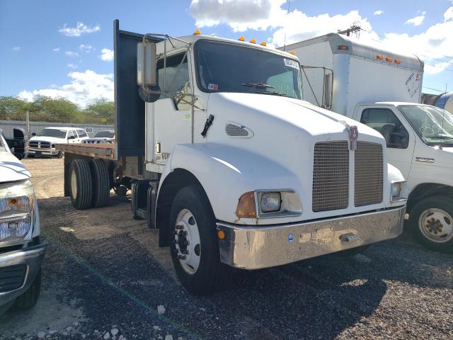 Salvage cars for sale from Copart Kapolei, HI: 2001 Kenworth Construction T300