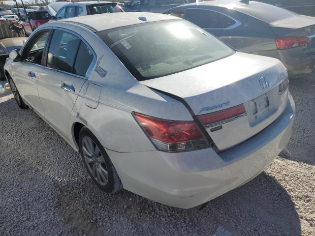 VIN: 5KBCP3F84BB002010 Auction: COPART Lot: 63971642 Location: FL - FT. PIERCE 5KBCP3F84BB002010 HONDA ACCORD 2011 WHITE Photo 3