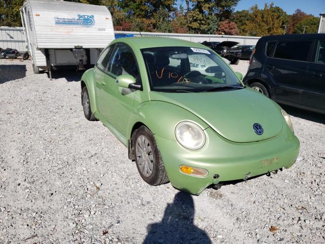 Volkswagen Vehiculos salvage en venta: 2004 Volkswagen New Beetle GL