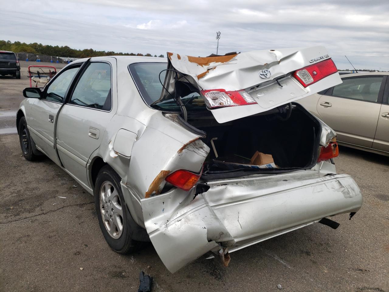 2000 Toyota Camry - Image 3