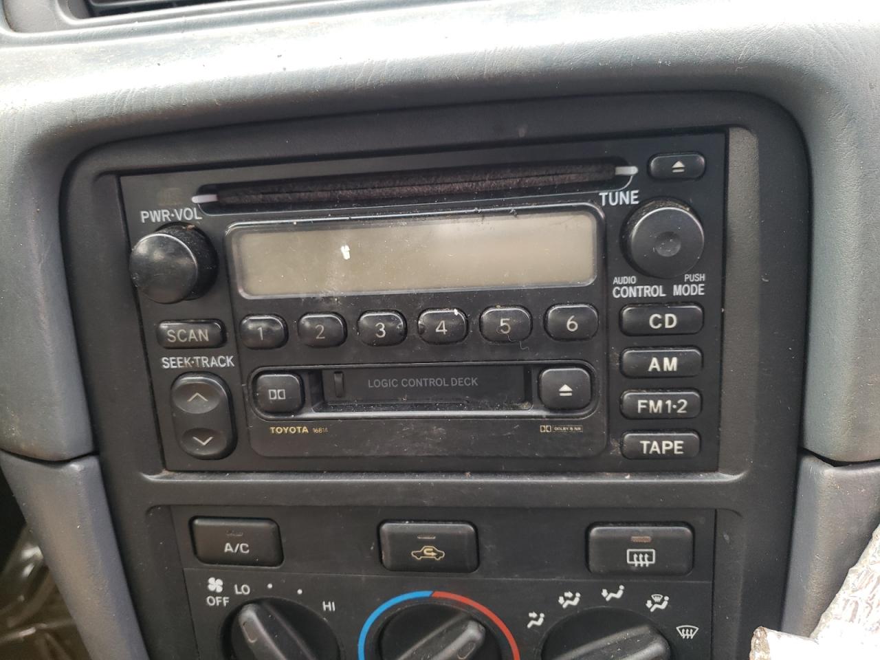 2000 Toyota Camry - Image 9