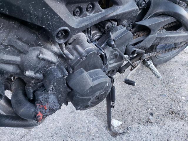 2015 YAMAHA FZ09 JYARN33EXFA007196