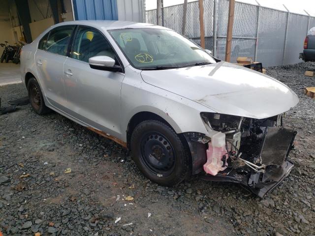 Salvage cars for sale from Copart Elmsdale, NS: 2012 Volkswagen Jetta TDI