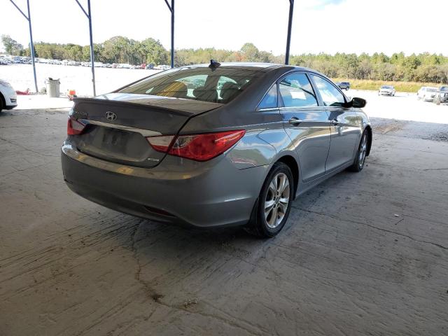 VIN 5NPEC4AC8DH663323 2013 HYUNDAI SONATA no.4