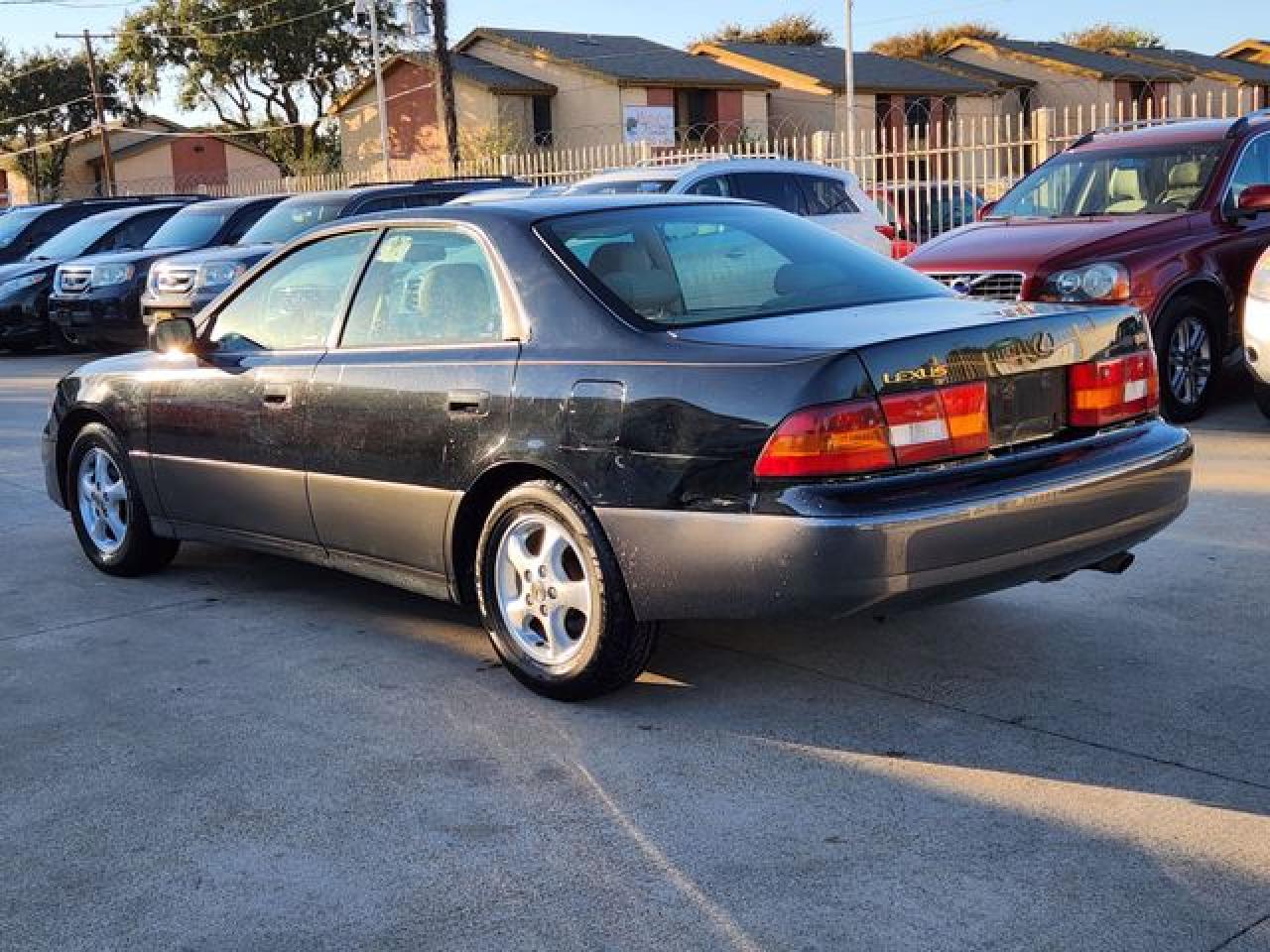 1999 Lexus Es 300 VIN: JT8BF28GXX5067429 Lot: 64364482
