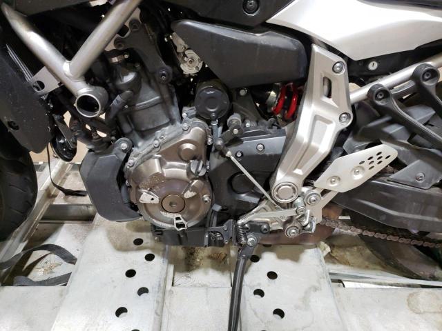 2015 YAMAHA FZ07 C JYARM06Y3FA001358
