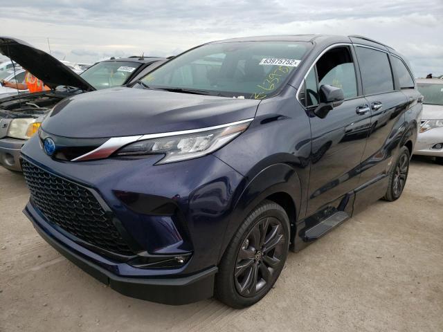 2022 TOYOTA SIENNA XSE 5TDDRKEC9NS104576