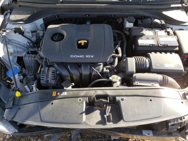  HYUNDAI ELANTRA 2017 Srebrny