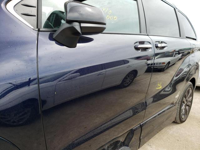 2022 TOYOTA SIENNA XSE 5TDDRKEC9NS104576