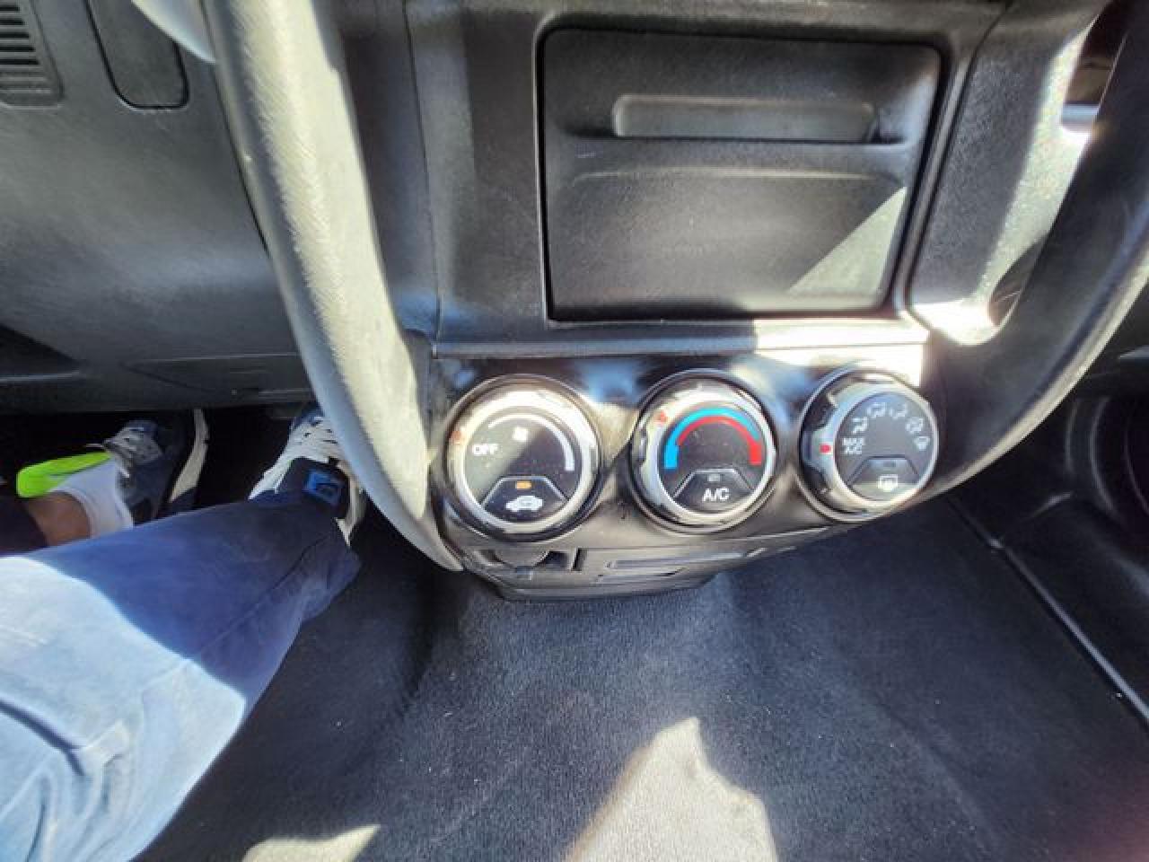 2004 Honda Cr-V Ex VIN: SHSRD78854U200564 Lot: 64335242