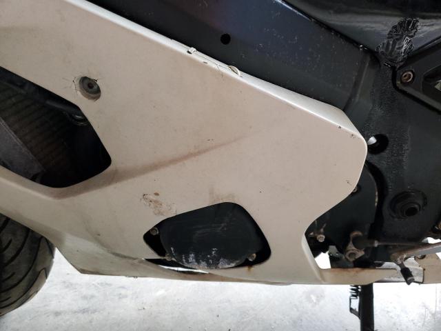 2011 SUZUKI 1100 - JS1GR7JA442102488