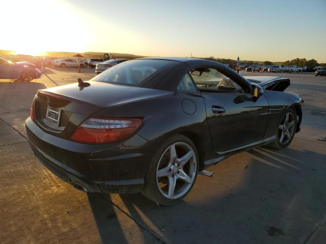 2016 MERCEDES-BENZ SLK 300 WDDPK3JA8GF121339