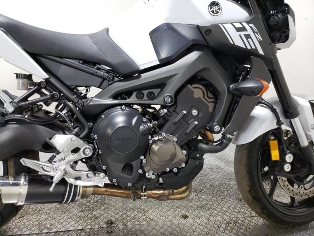 2017 YAMAHA FZ09 JYARN53E6HA002110
