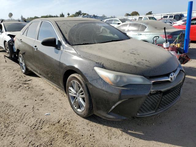 Salvage cars for sale from Copart Bakersfield, CA: 2016 Toyota Camry LE