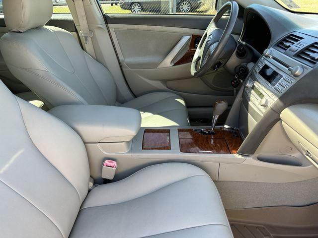 VIN: 4T4BF3EK9AR031097 Auction: COPART Lot: 64553482 Location: LA - BATON ROUGE 4T4BF3EK9AR031097 TOYOTA CAMRY 2010 BLACK Photo 11