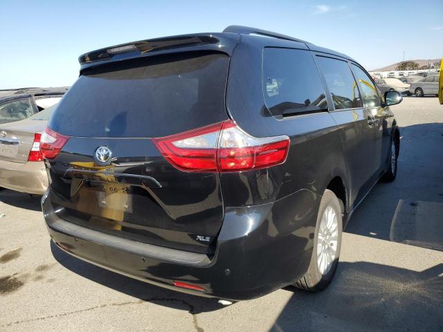 VIN 5TDYZ3DC9HS779633 2017 Toyota Sienna, Xle no.4