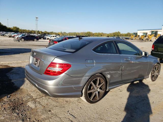 2015 MERCEDES-BENZ C 250 - WDDGJ4HB9FG400539