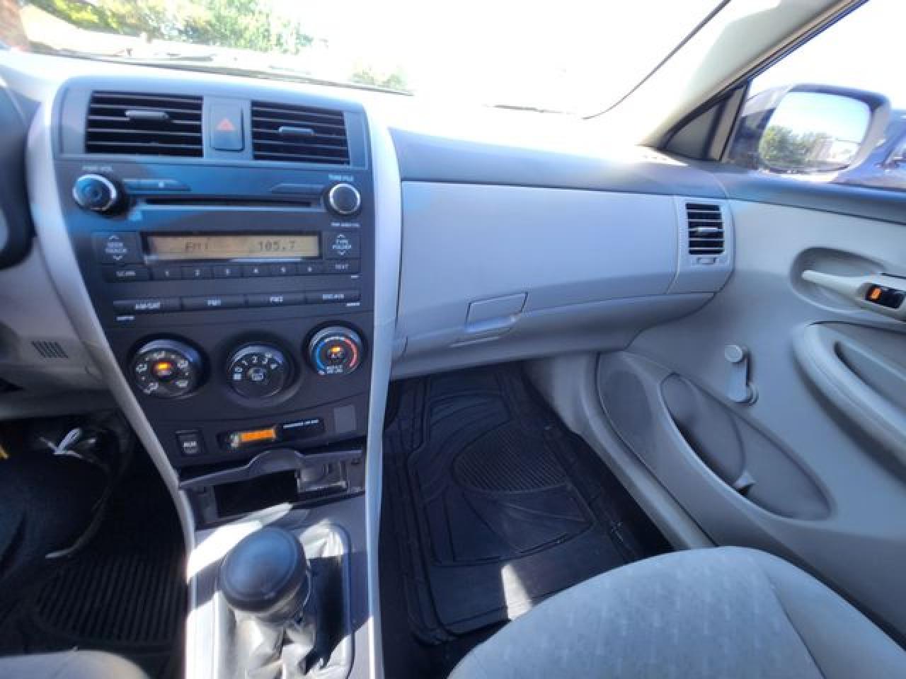 2010 Toyota Corolla Base VIN: 1NXBU4EE1AZ227065 Lot: 64553342