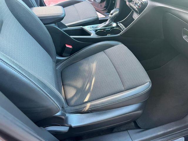 VIN: KL4MMDS21MB057386 Auction: COPART Lot: 64553452 Location: FL - MIAMI SOUTH KL4MMDS21MB057386 BUICK ENCORE 2021 BLACK Photo 9