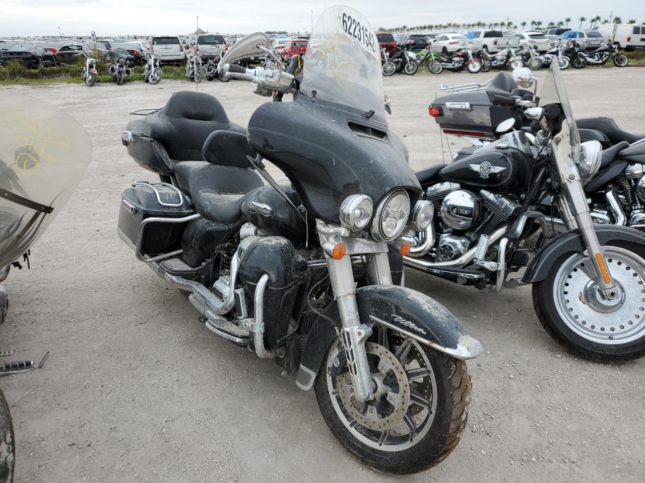 1HD1FCC11JB617579 HARLEY-DAVIDSON FLHTCU ULT 2018