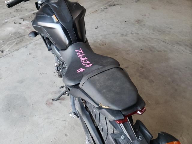 2019 YAMAHA MT07 JYARM27E1KA005385