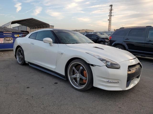 Salvage cars for sale from Copart Fresno, CA: 2014 Nissan GT-R Premium