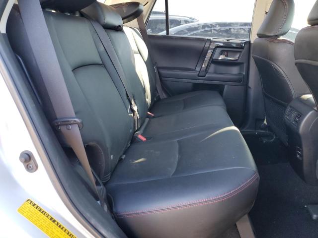 2018 TOYOTA 4RUNNER SR - JTEBU5JR4J5516319