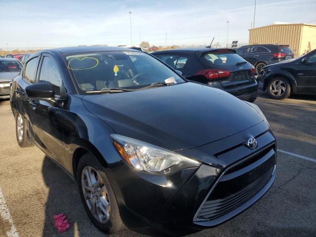 Salvage cars for sale from Copart Moraine, OH: 2017 Toyota Yaris IA