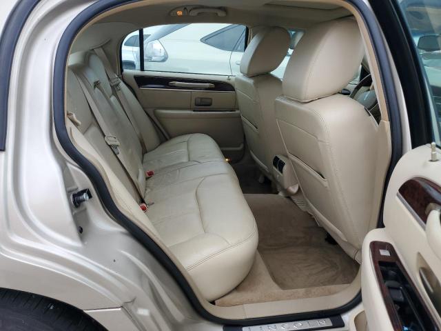 2LNBL8CV9BX755167 Lincoln TOWNCAR