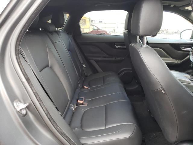 SADCJ2FN1JA272615 Jaguar F-pace Premium