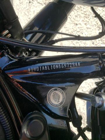 2022 HARLEY-DAVIDSON FLHXST - 1HD1ABL10NB657294