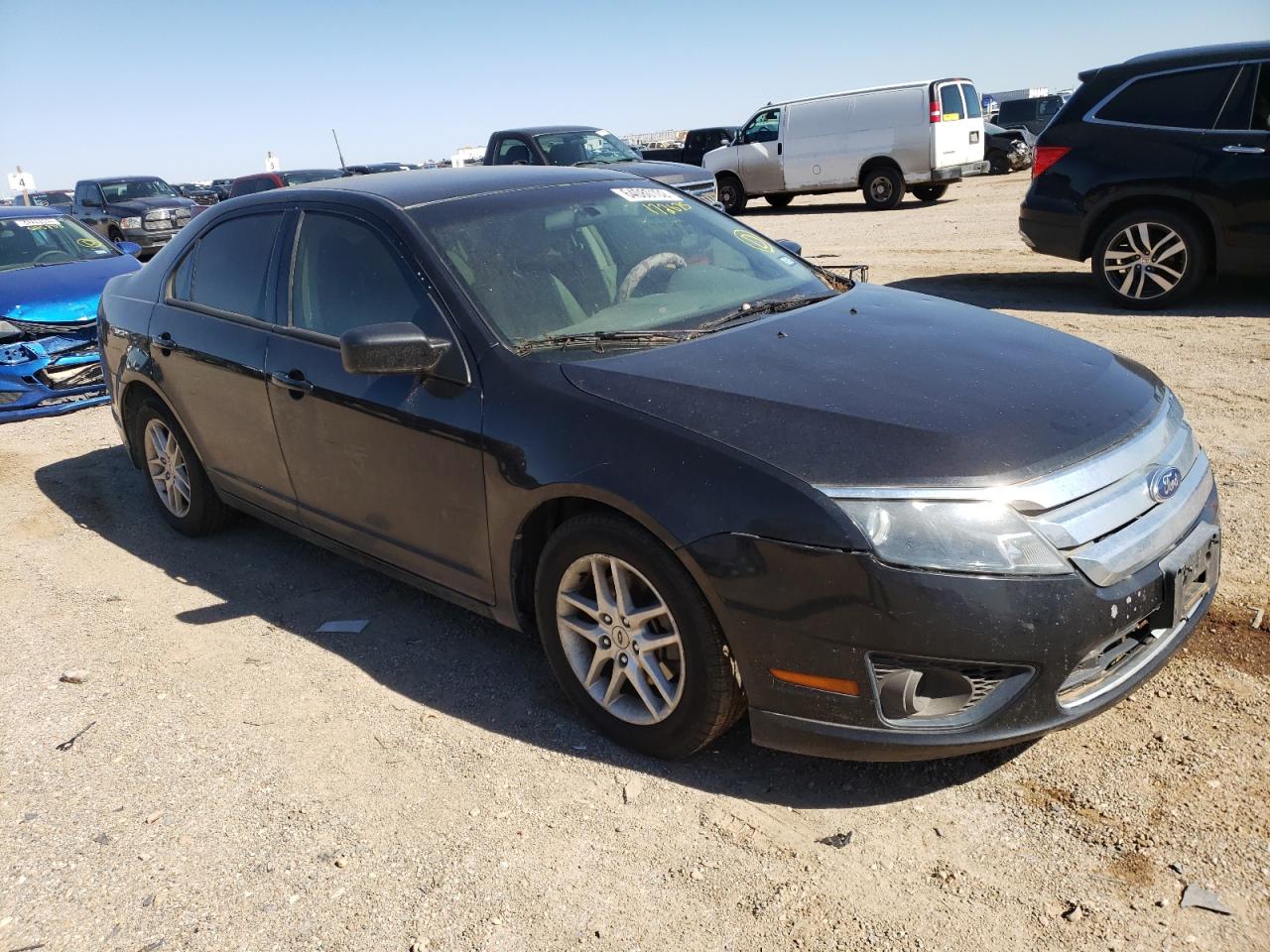 2011 Ford Fusion S VIN: 3FAHP0GA5BR172675 Lot: 64080102