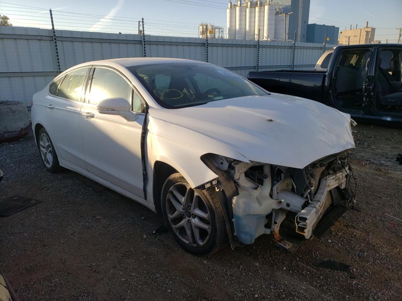 3FA6P0H71ER351780 2014 Ford Fusion Se