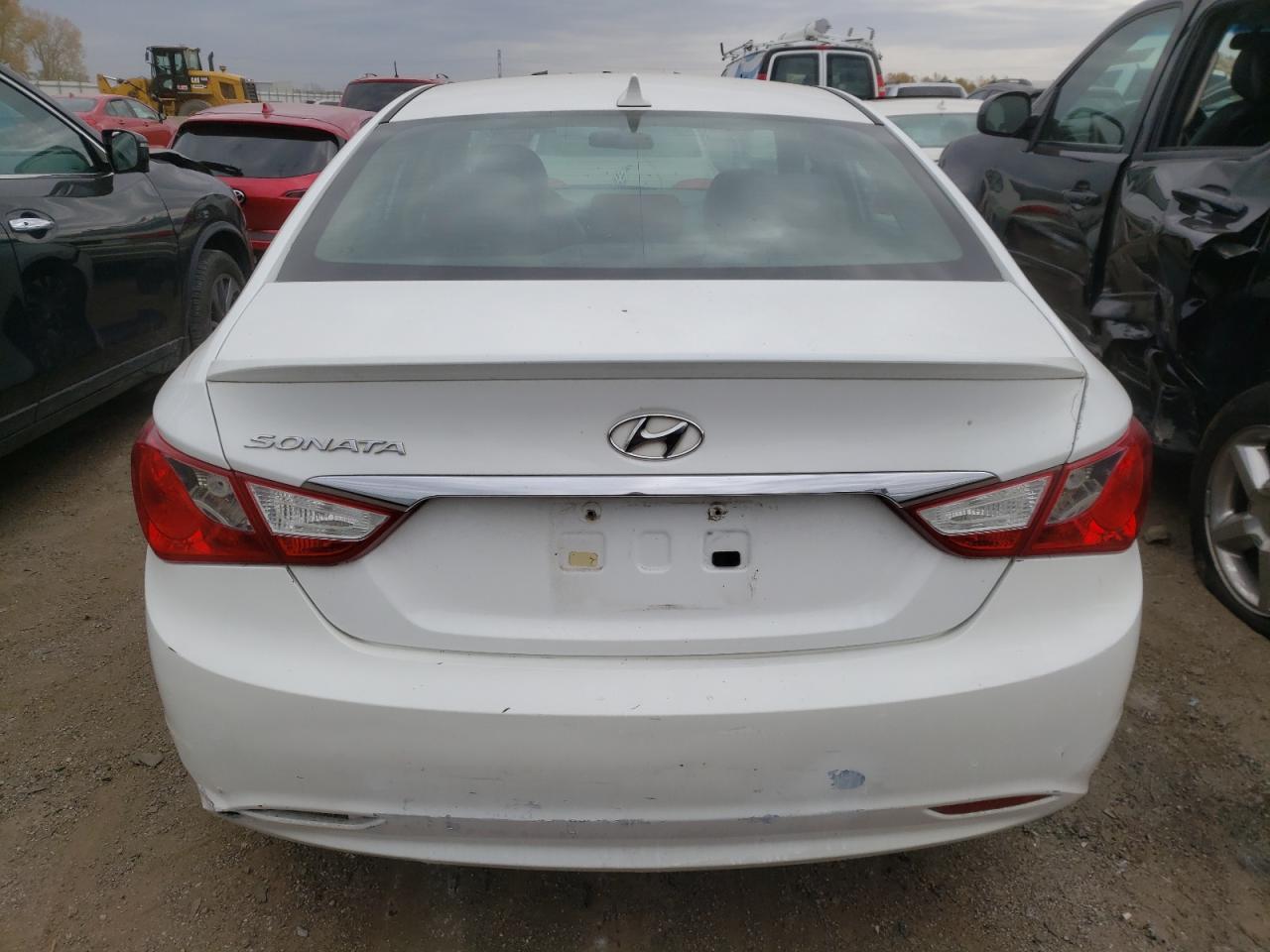 5NPEB4AC8BH059240 2011 Hyundai Sonata Gls