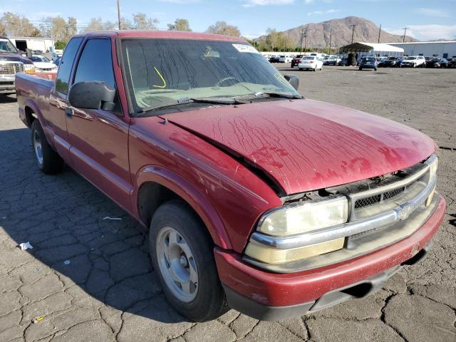 Salvage cars for sale from Copart Colton, CA: 2002 Chevrolet S10